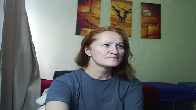 Snapshot of AmellyGrand chatting on 5, 7, 2026 AmellyGrand online show from 5, 7, 2026