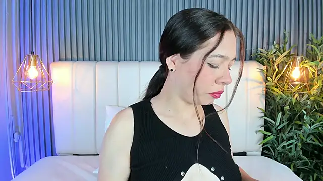 SaraRiley online show from 3, 12, 2025