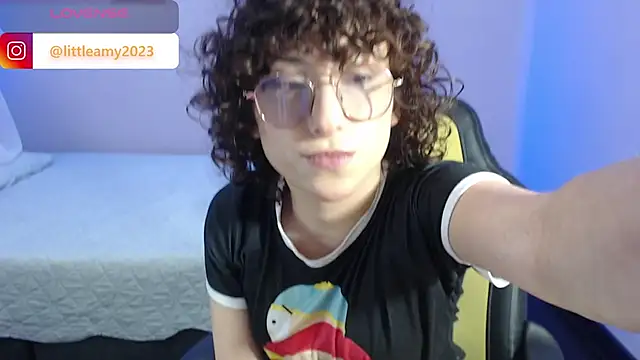 Snapshot of little__amy_ chatting on 26, 1, 2025 little amy online show from 26, 1, 2025