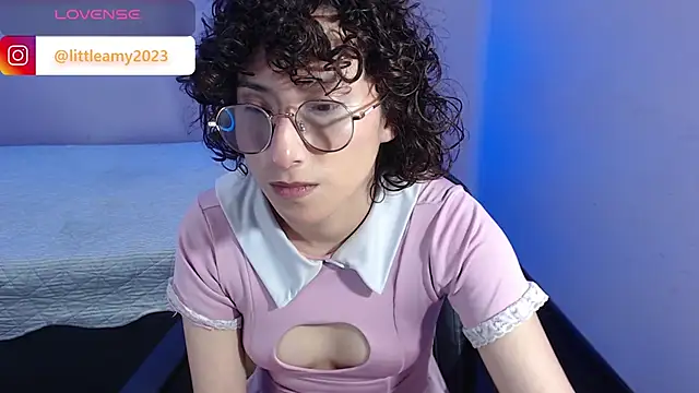 Snapshot of little__amy_ chatting on 29, 1, 2025 little amy online show from 29, 1, 2025