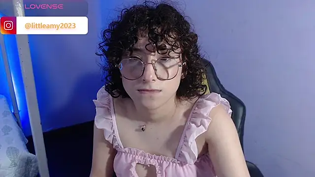 Snapshot of little__amy_ chatting on 15, 2, 2025 little amy online show from 15, 2, 2025