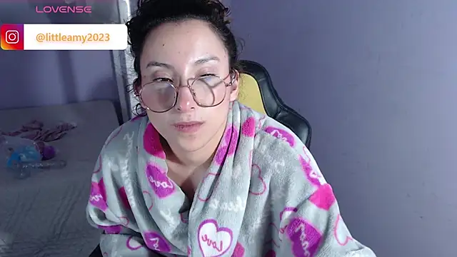 Snapshot of little__amy_ chatting on 20, 3, 2025 little amy online show from 20, 3, 2025