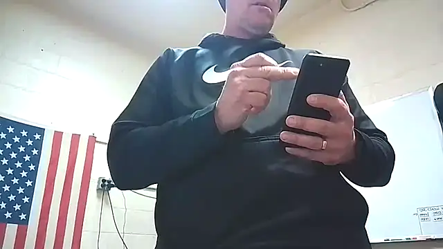 Snapshot of Cockrub1 chatting on 6, 1, 2025 Cockrub1 online show from 6, 1, 2025