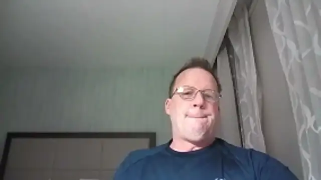 Snapshot of Cockrub1 chatting on 5, 11, 2025 Cockrub1 online show from 5, 11, 2025