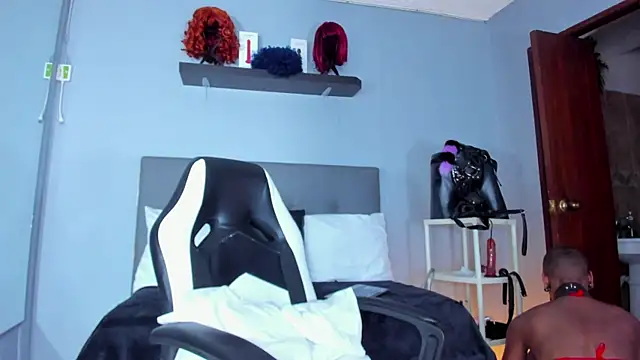 Coco Kiss online show from 8, 10, 2025