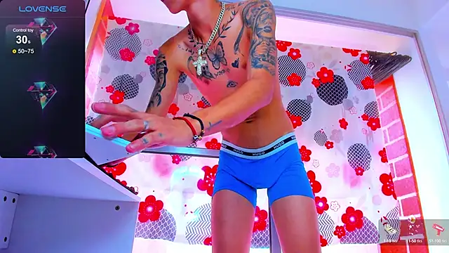 Snapshot of Hardcockboysxxx chatting on 8, 1, 2025 Hardcockboysxxx online show from 8, 1, 2025