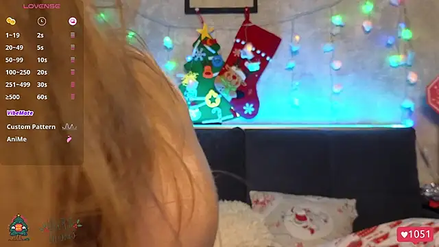 Snapshot of Vikki_White chatting on 26, 12, 2024 Vikki White online show from 26, 12, 2024