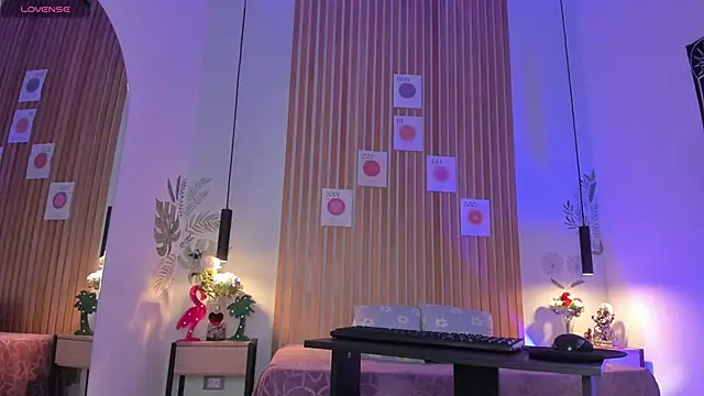 PawgGirl18 online show from 8, 12, 2024