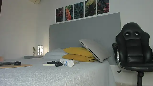  Molly rosse  online show from 14, 2, 2026