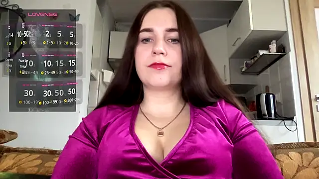 Teylor Love online show from 4, 12, 2025