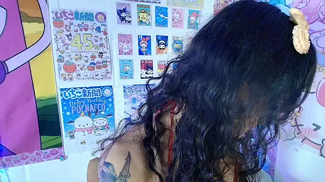 Snapshot of Cloe_Leee chatting on 4, 8, 2026 Cloe Leee online show from 4, 8, 2026