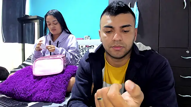 2ScarletandRyan8 online show from 1, 10, 2025