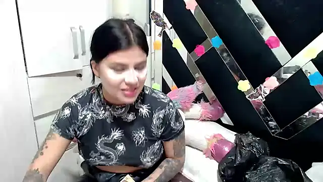 Snapshot of katery_wok11 chatting on 29, 10, 2025 katery wok11 online show from 29, 10, 2025