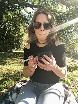 Mia Railey online show from 24, 10, 2025