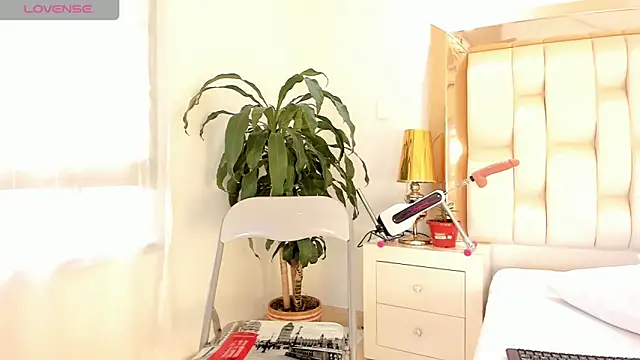 Snapshot of alana-then chatting on 25, 1, 2025 alana-then online show from 25, 1, 2025