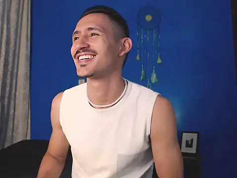 HomeAloneK online show from 5, 11, 2025