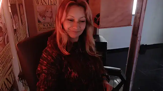 Snapshot of Paulita_x3 chatting on 14, 2, 2025 Paulita x3 online show from 14, 2, 2025