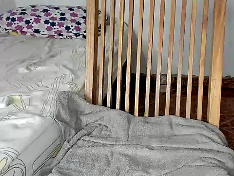 Jade Dorthini online show from 23, 3, 2025