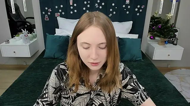 Snapshot of Cowell_Adelina chatting on 14, 1, 2025 Cowell Adelina online show from 14, 1, 2025