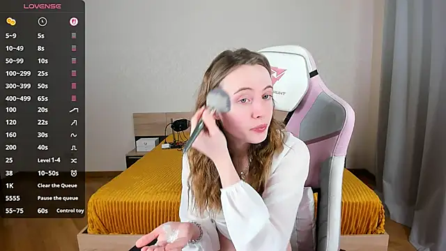 Snapshot of Cowell_Adelina chatting on 1, 11, 2025 Cowell Adelina online show from 1, 11, 2025