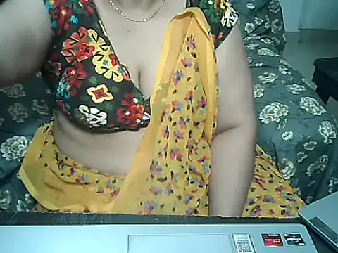 Snapshot of Punambhabisexy chatting on 6, 3, 2025 Punambhabisexy online show from 6, 3, 2025
