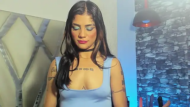 Snapshot of Trinna_harperr chatting on 4, 1, 2025 Trinna harperr online show from 4, 1, 2025