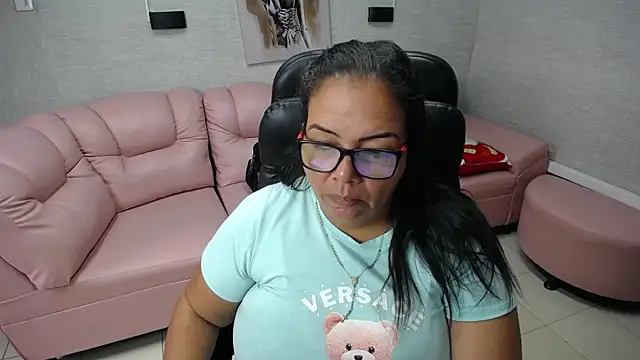 Penelope Nipples  online show from 31, 12, 2024