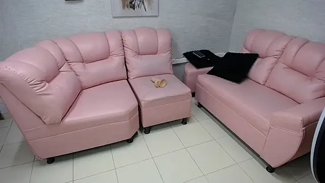 Penelope Nipples  online show from 20, 3, 2025