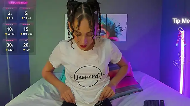 IsabellaSpencer online show from 22, 9, 2025