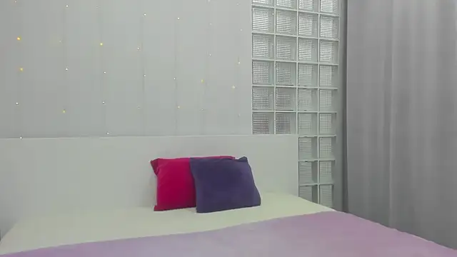 Tiny JuJu online show from 11, 9, 2025