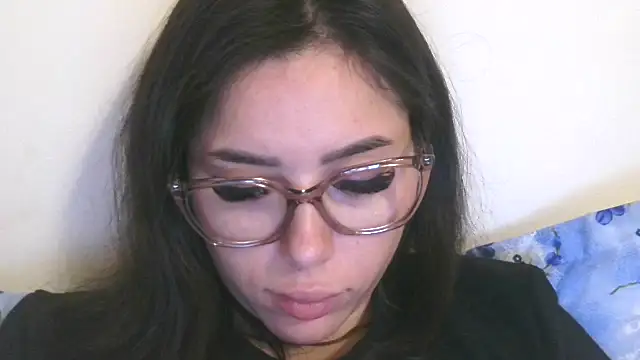 Snapshot of LovelyJulliette chatting on 12, 1, 2026 LovelyJulliette online show from 12, 1, 2026