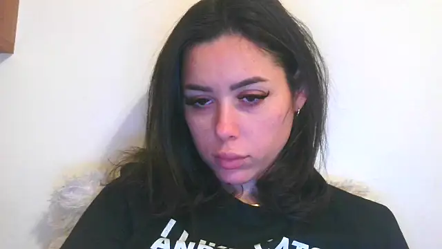 Snapshot of LovelyJulliette chatting on 13, 1, 2026 LovelyJulliette online show from 13, 1, 2026