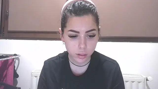 Snapshot of LovelyJulliette chatting on 7, 2, 2026 LovelyJulliette online show from 7, 2, 2026