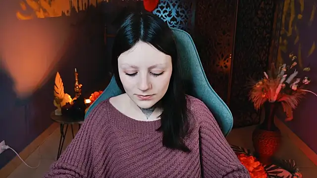 VeliraBraitberg online show from 4, 12, 2024