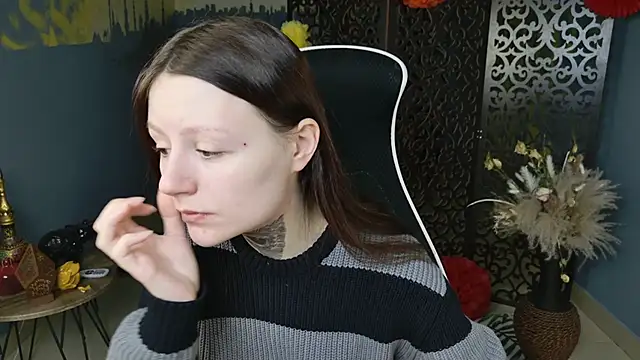 VeliraBraitberg online show from 2, 3, 2025