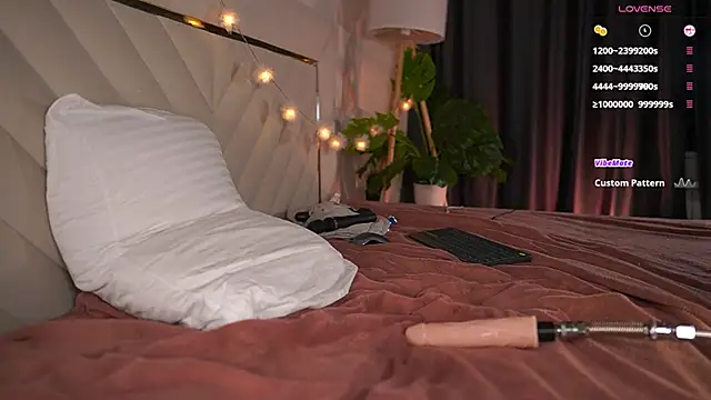 Snapshot of Baby_blush chatting on 8, 12, 2024 Baby blush online show from 8, 12, 2024