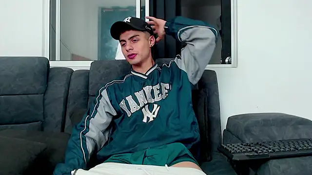 Stiven CL online show from 20, 10, 2025