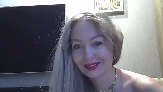 ZarinaSwift online show from 6, 12, 2024