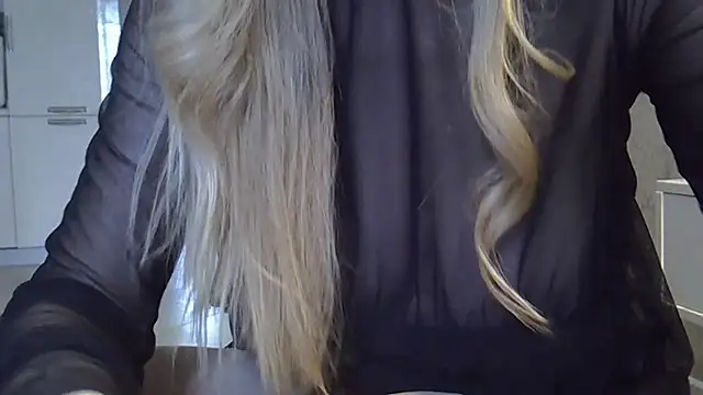 ZarinaSwift online show from 11, 4, 2026