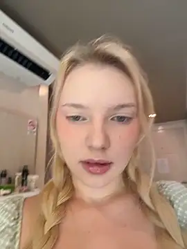 Snapshot of AmmyHot chatting on 5, 5, 2026 AmmyHot online show from 5, 5, 2026
