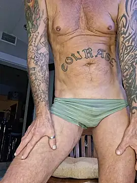 Snapshot of Hotbodyscottie chatting on 23, 7, 2026 Hotbodyscottie online show from 23, 7, 2026