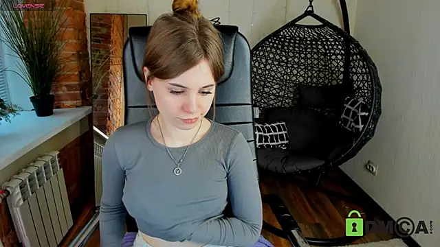 Caitlin Carey online show from 27, 2, 2026