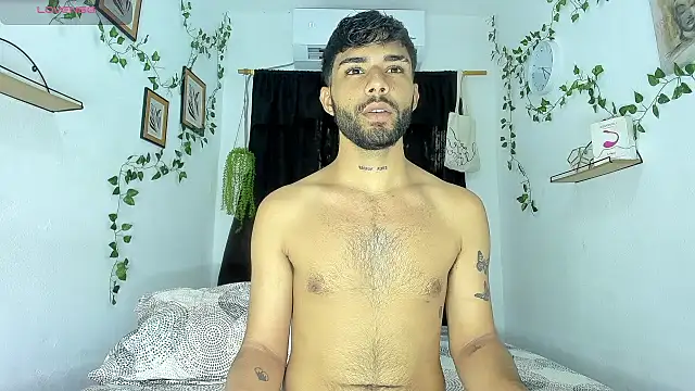 Snapshot of Alex_BigDickkk chatting on 30, 9, 2025 Alex BigDickkk online show from 30, 9, 2025