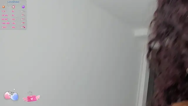 Snapshot of yosselin23 chatting on 22, 9, 2025 yosselin23 online show from 22, 9, 2025