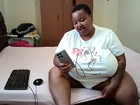 HOTBIGMELONSxx online show from 7, 3, 2025