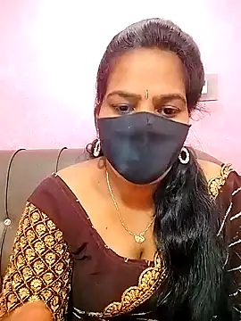 melina214 online show from 15, 7, 2026