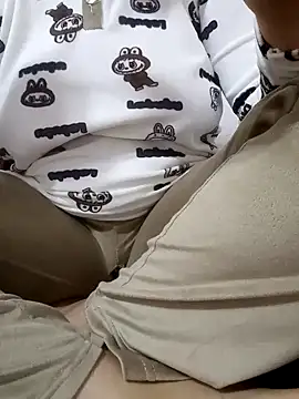 Bombamom online show from 2, 4, 2026