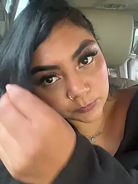 Juli Walker online show from 11, 3, 2026