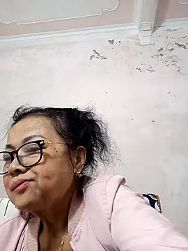 Hotestlove online show from 5, 12, 2025