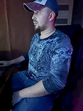 Foxyshaved online show from 18, 2, 2025